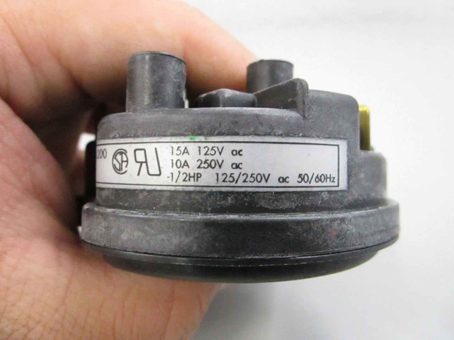 NEW OEM 22002048 Maytag Pressure Switch 0810