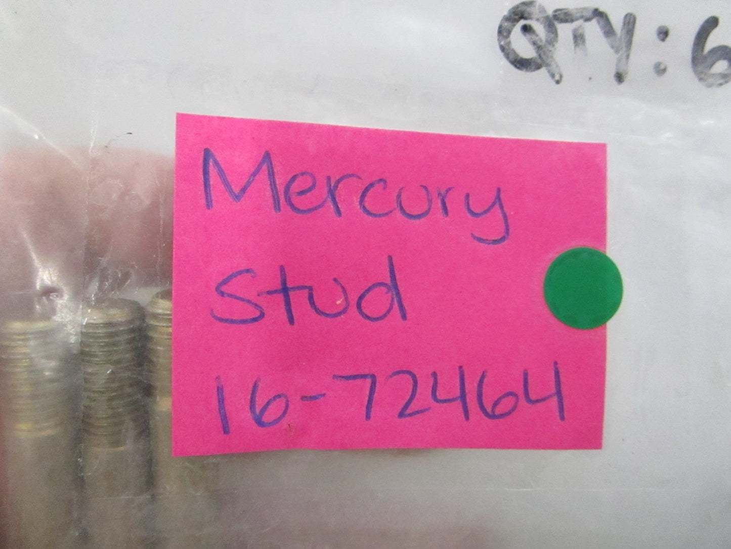 NEW OEM 16-72464 Mercury Quicksilver Stud 0810