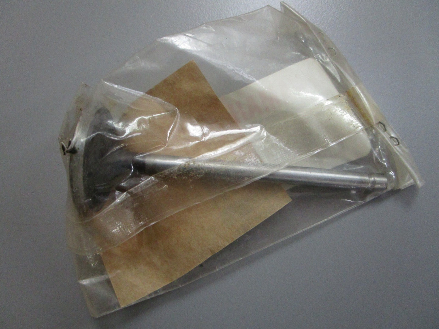 *NEW OEM* 0820 Yamaha Intake Valve 67C-12111-00-00