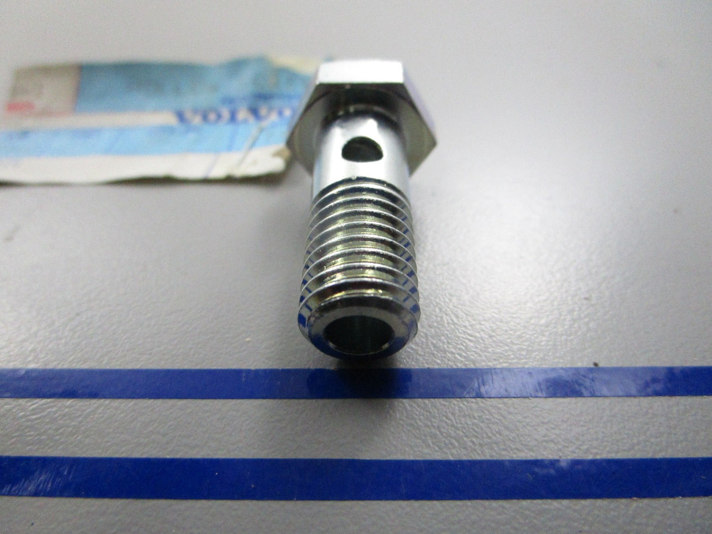 *NEW OEM* 0810 Volvo Penta Hollow Screw 942806