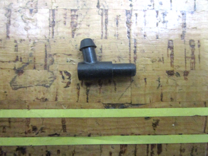 *NEW OEM* 0750 OMC Johnson Evinrude NIPPLE 326266 0326266