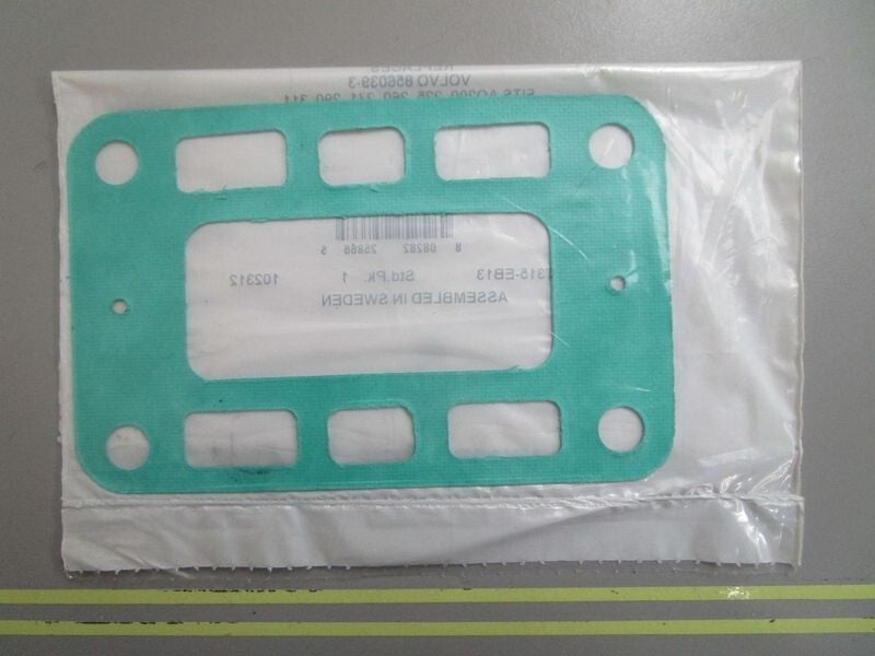 *NEW* 0770 Sierra Exhaust Riser Gasket 18-2971 Replaces: Volvo 856039