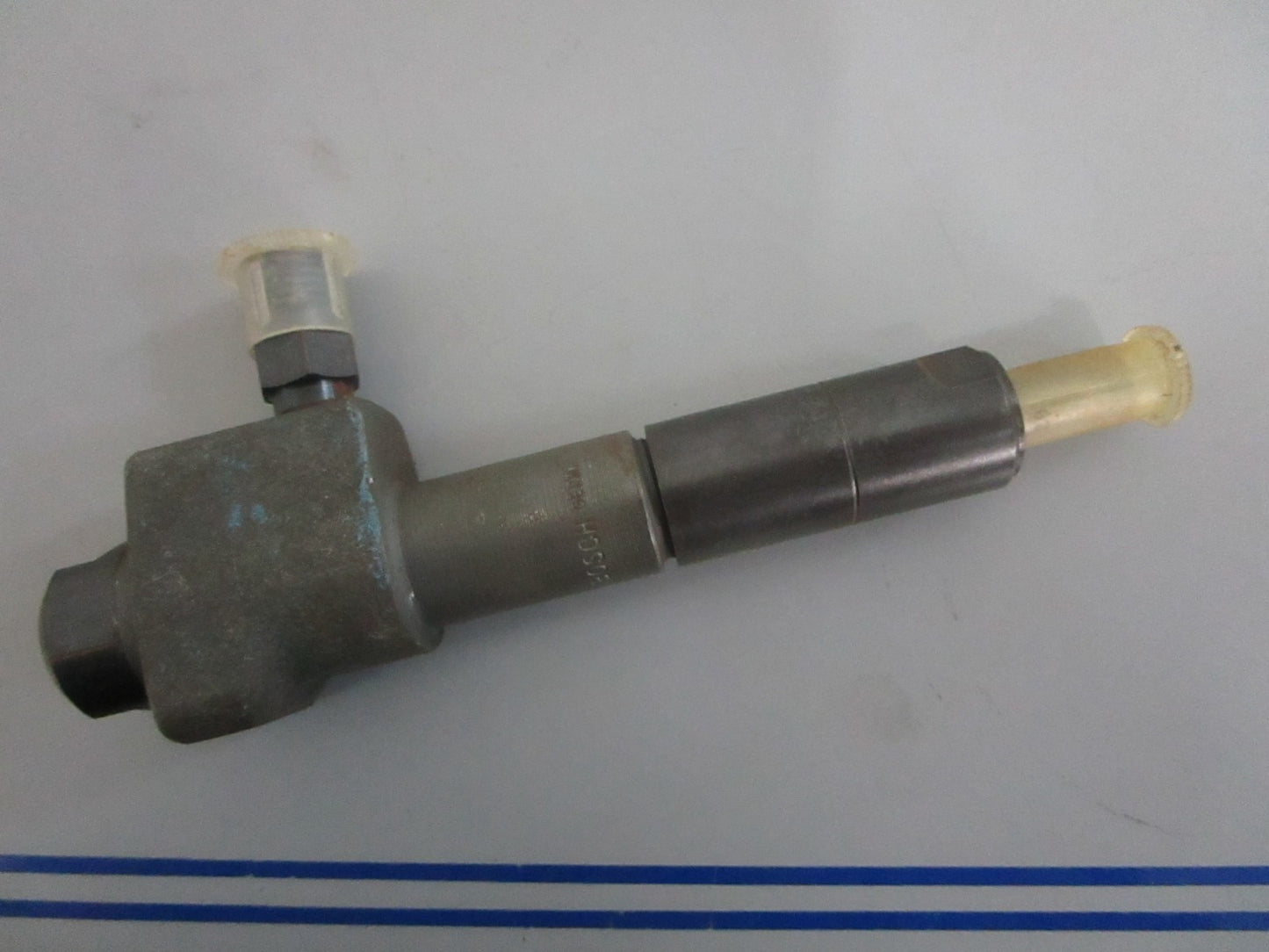 *NEW OEM* 0820 Volvo Penta Fuel Injector 833191