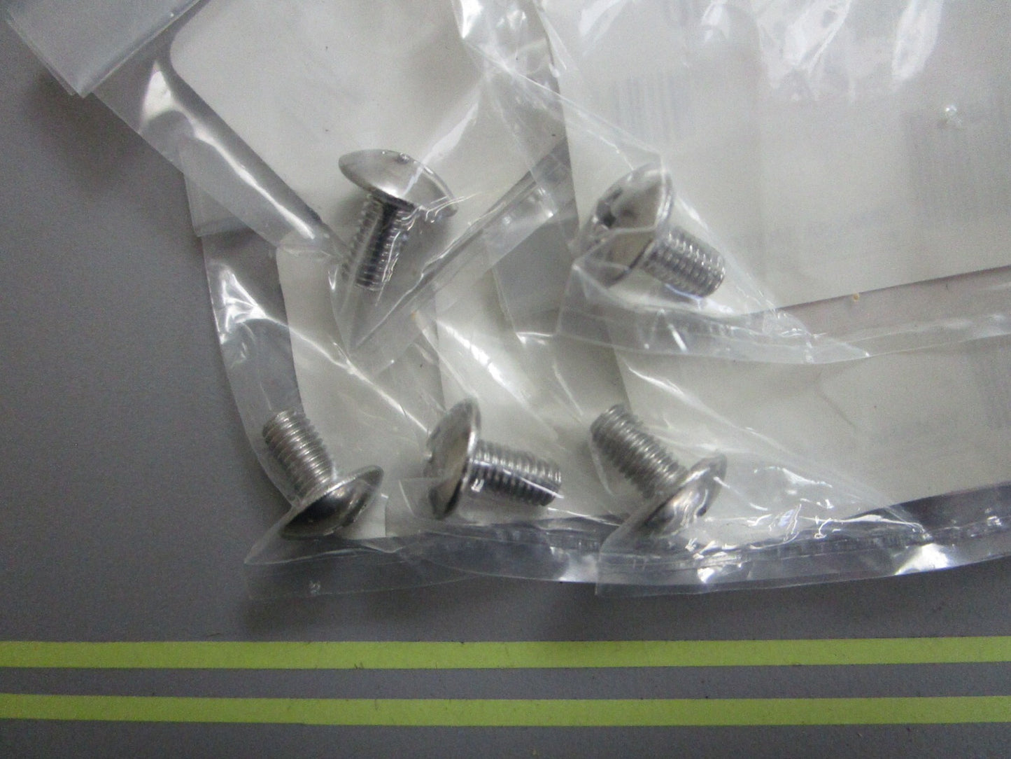 *NEW OEM* (LOT OF 5) 0810 Yamaha Screw 1 EL8-48127-00-00