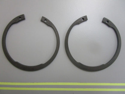 *NEW OEM* (LOT OF 2) 0810 Volvo Penta Snap Ring 914533