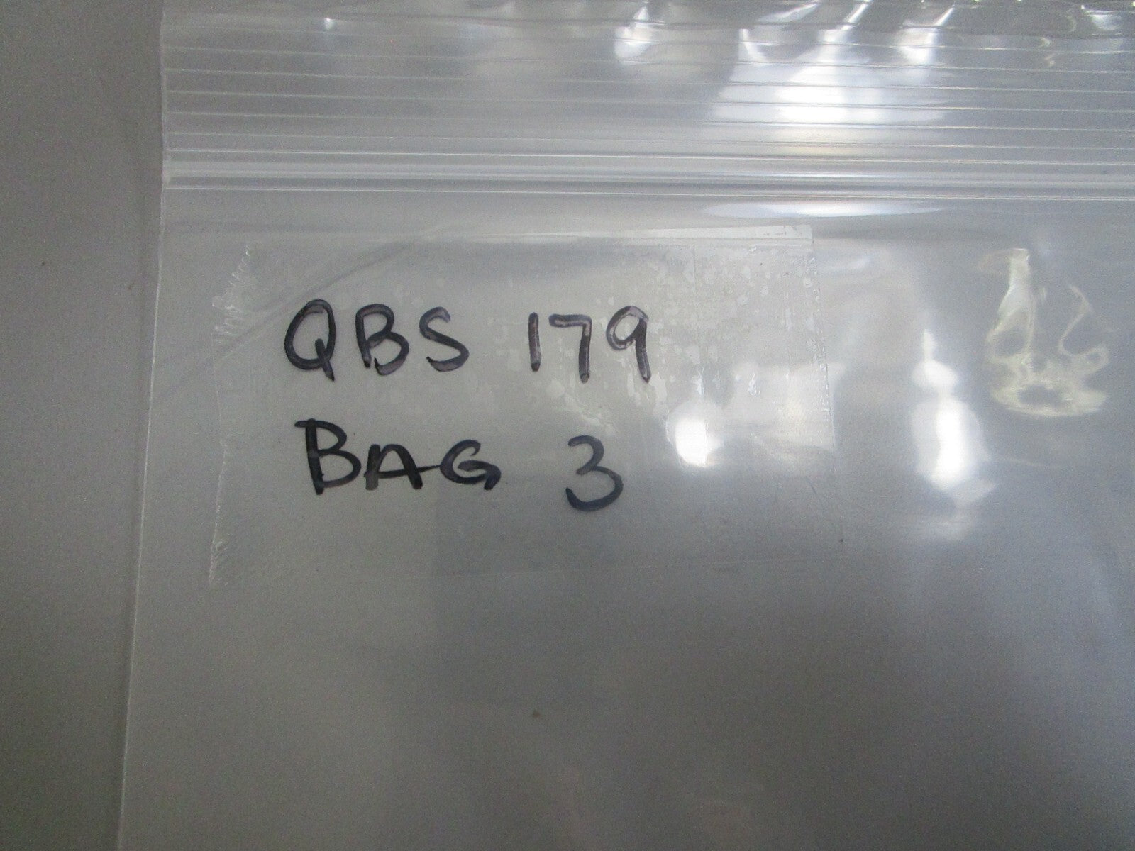 *NEW OEM* 0810 OMC Johnson Evinrude Casing Guide 123402 0123402