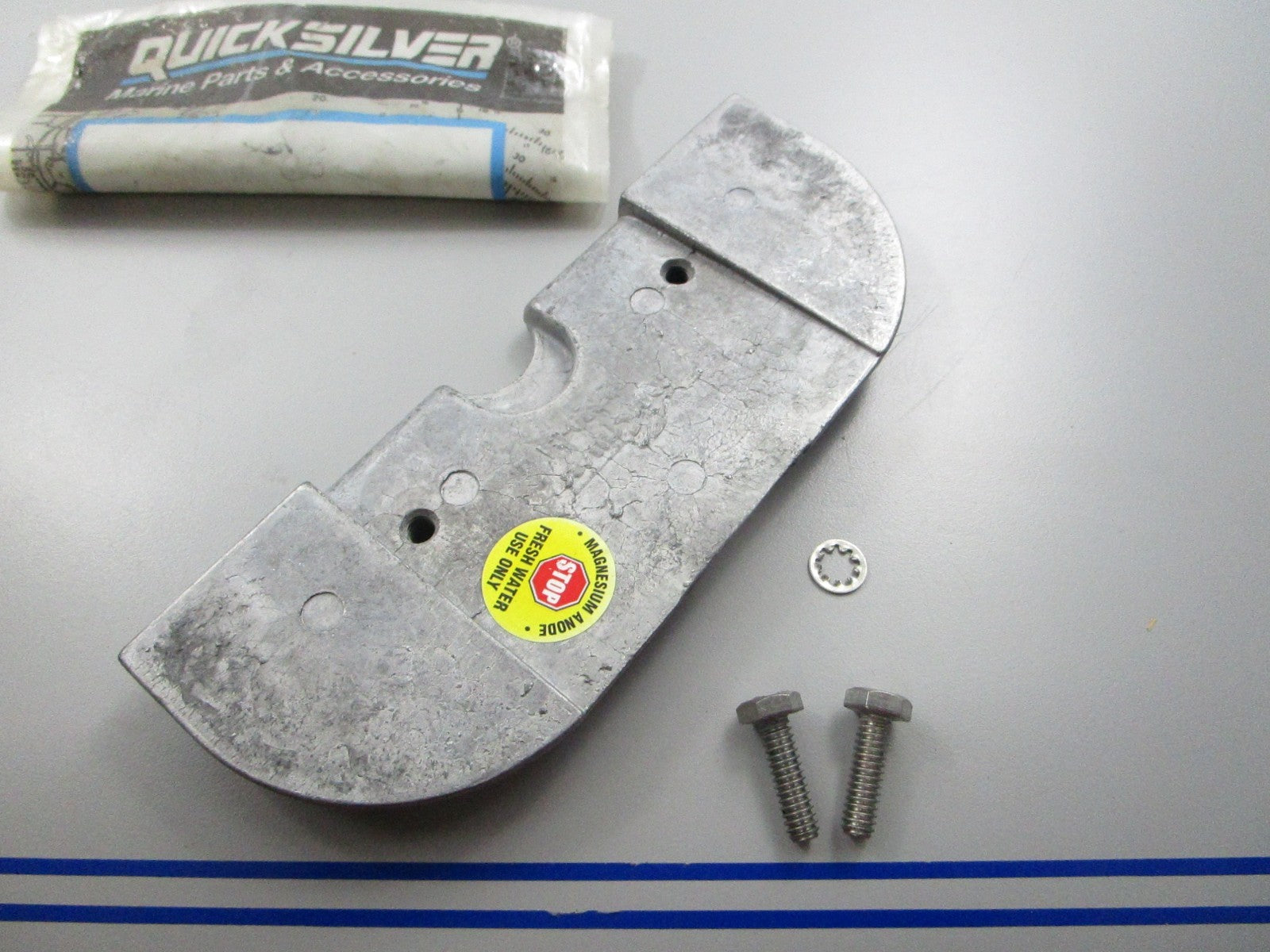 *NEW OEM* 0810 Mercury Quicksilver Anode Assembly 821629A2