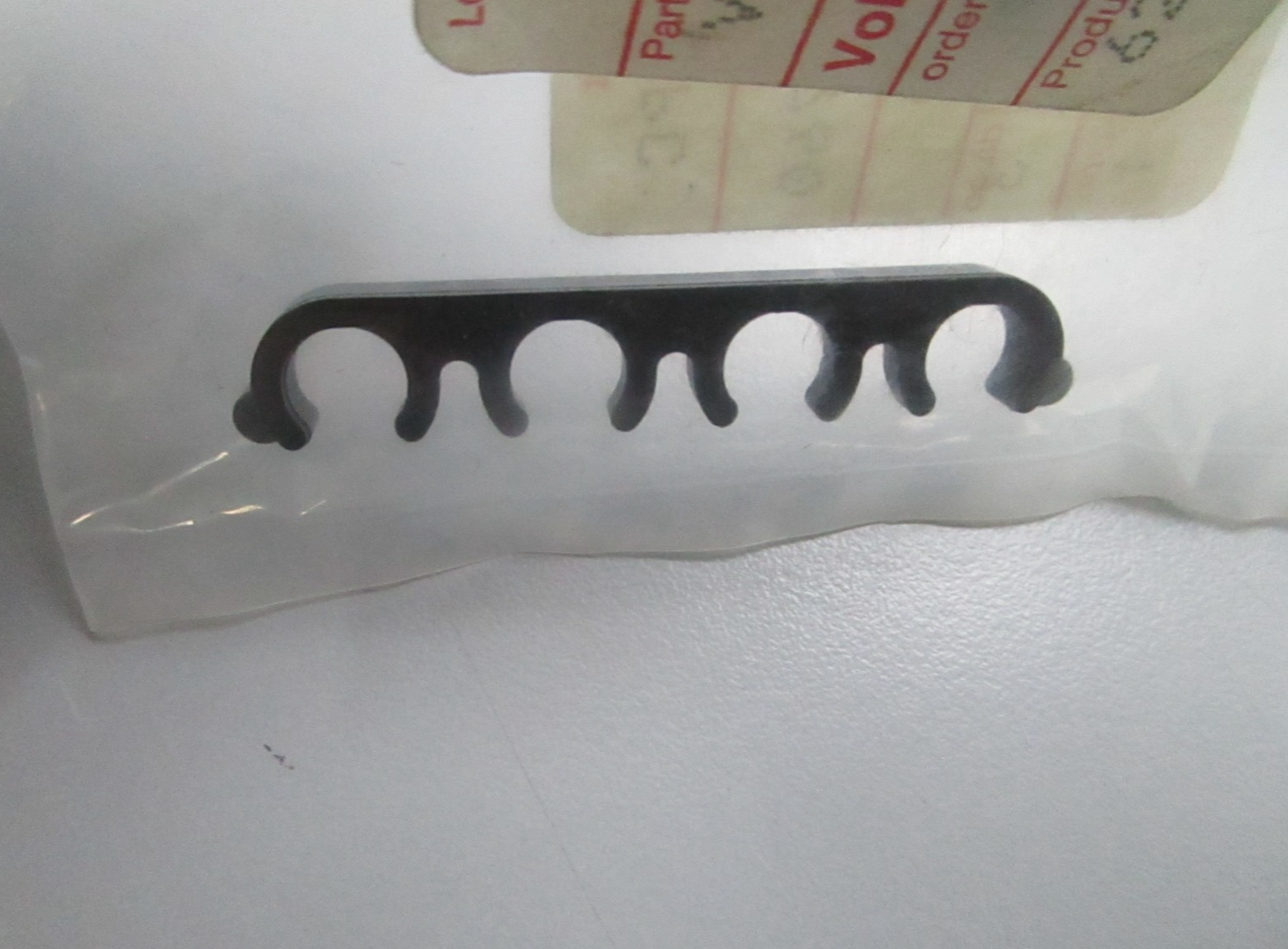 *NEW OEM* 0810 Volvo Penta Retainer 3852491