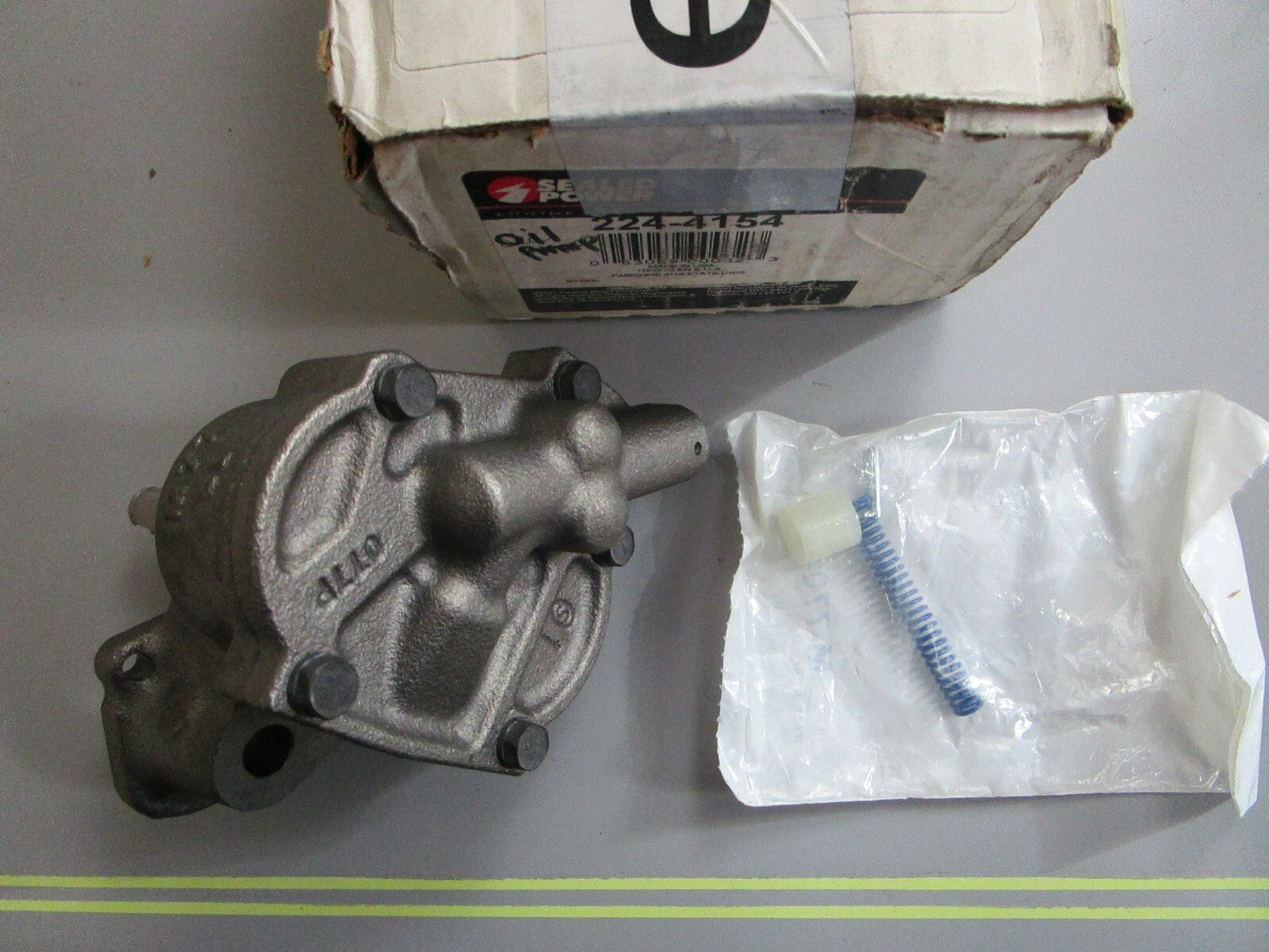 *NEW* 0820 Sealed Power Oil Pump 224-4154