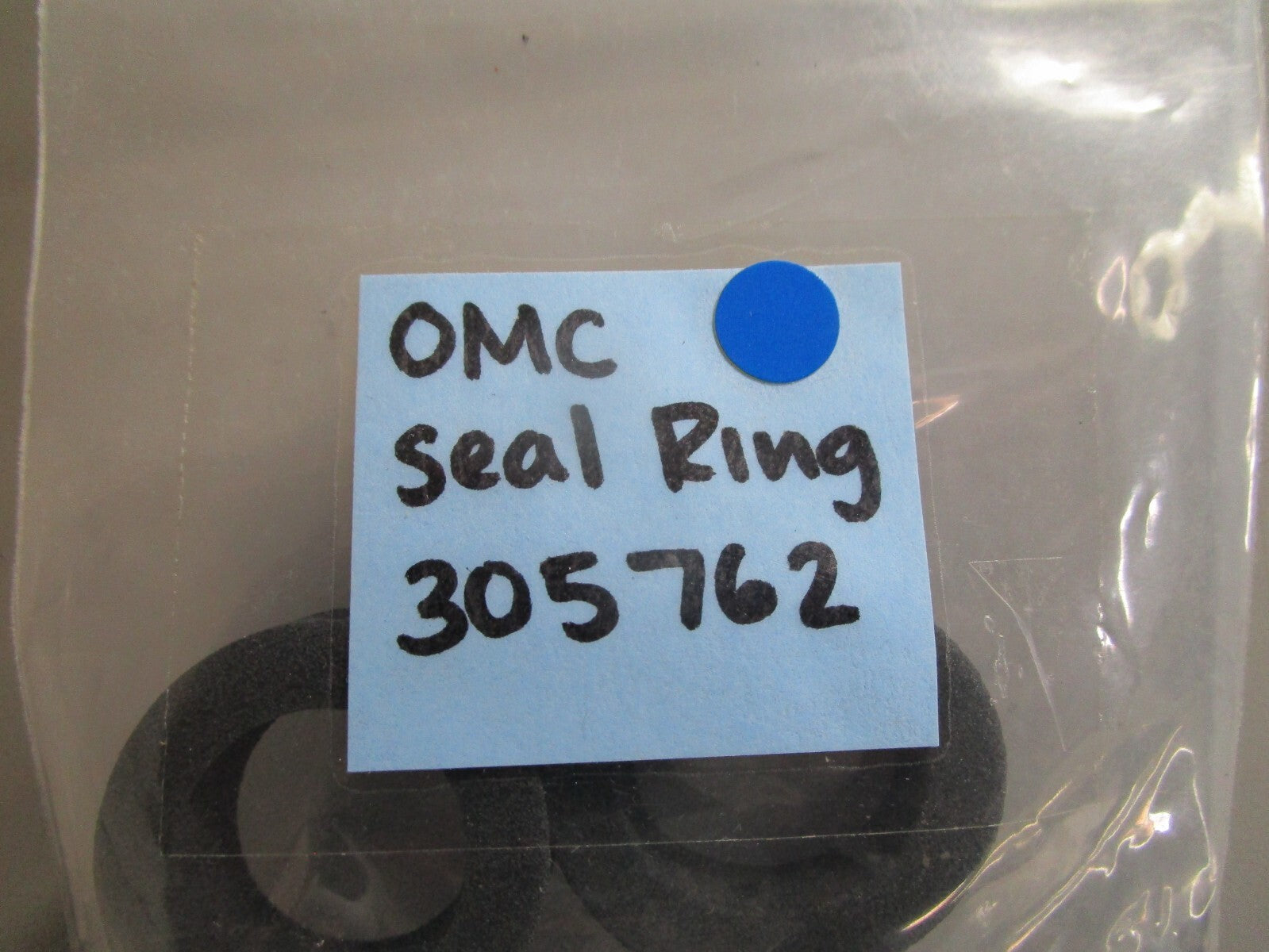 *NEW OEM* 0810 OMC Johnson Evinrude Seal Ring 305762 0305762