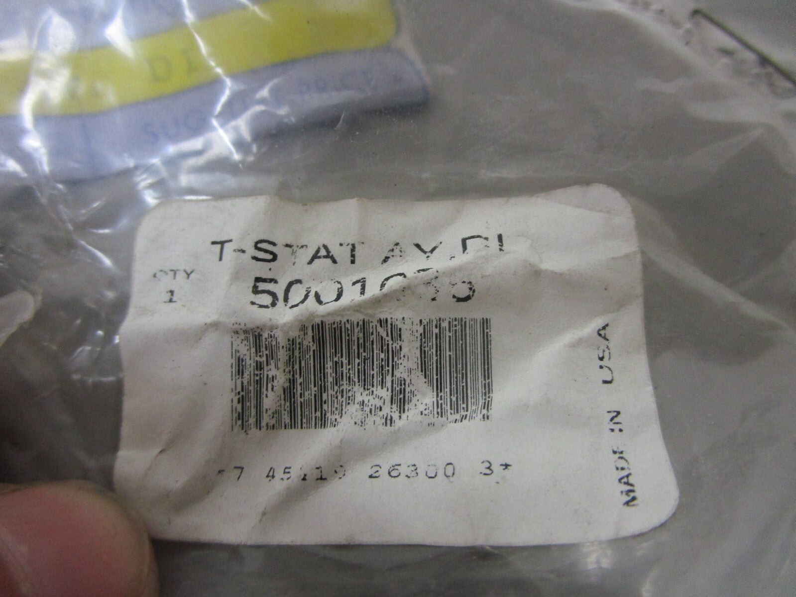 *NEW OEM* 0810 OMC Johnson Evinrude Thermostat Assembly 5001036