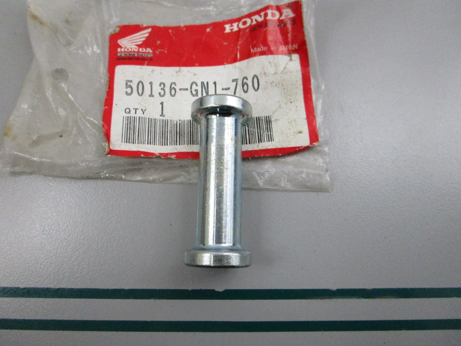 NEW OEM 50136-GN1-760 Honda Engine Hanger 0810