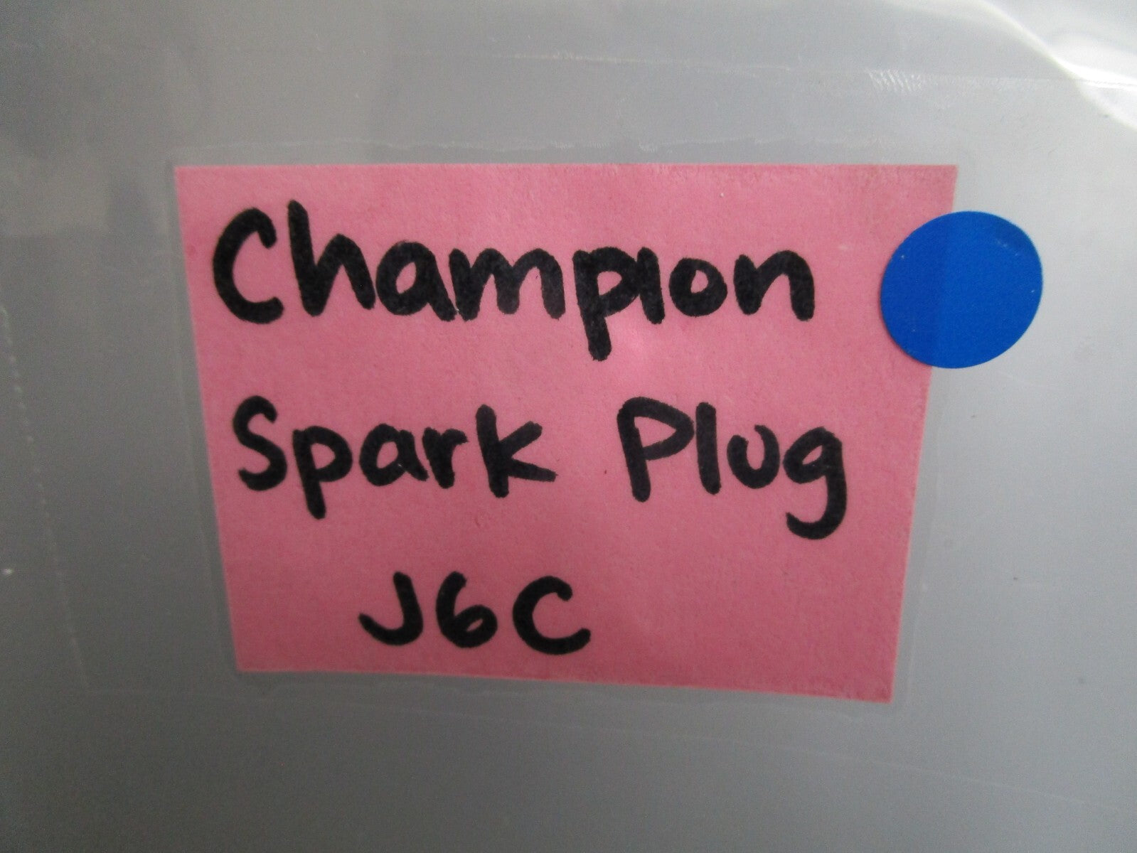 *NEW OEM* (LOT OF 4) 0720 Champion Spark Plug J6C