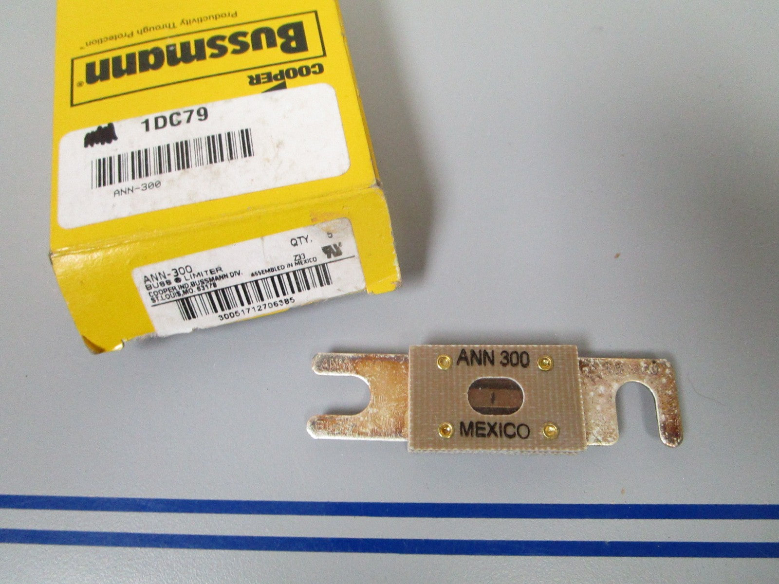 NEW OEM 1DC79 Bussman Ann-300 Fast Acting Limiter Fuse 300AMP 0720