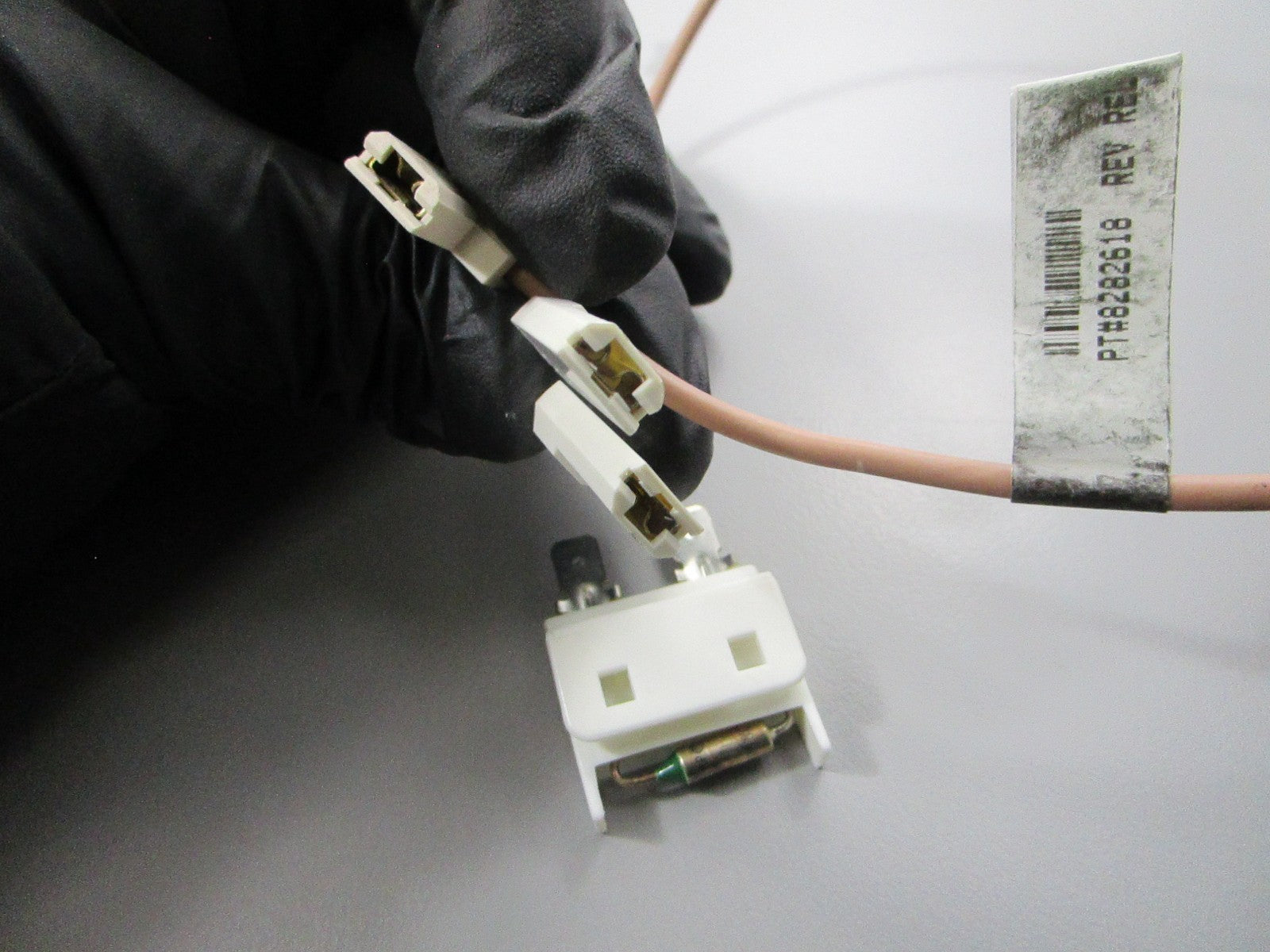 NEW OEM 675813 Whirlpool Fuse 0810