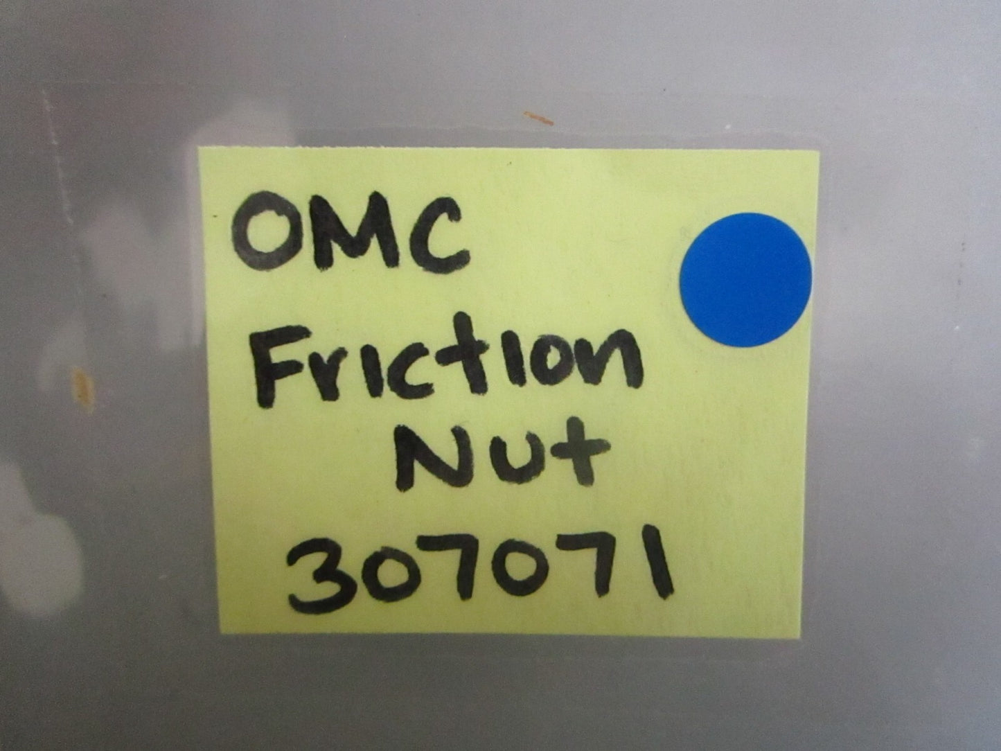 *NEW OEM* 0810 OMC Johnson Evinrude Friction Nut 307071 0307071