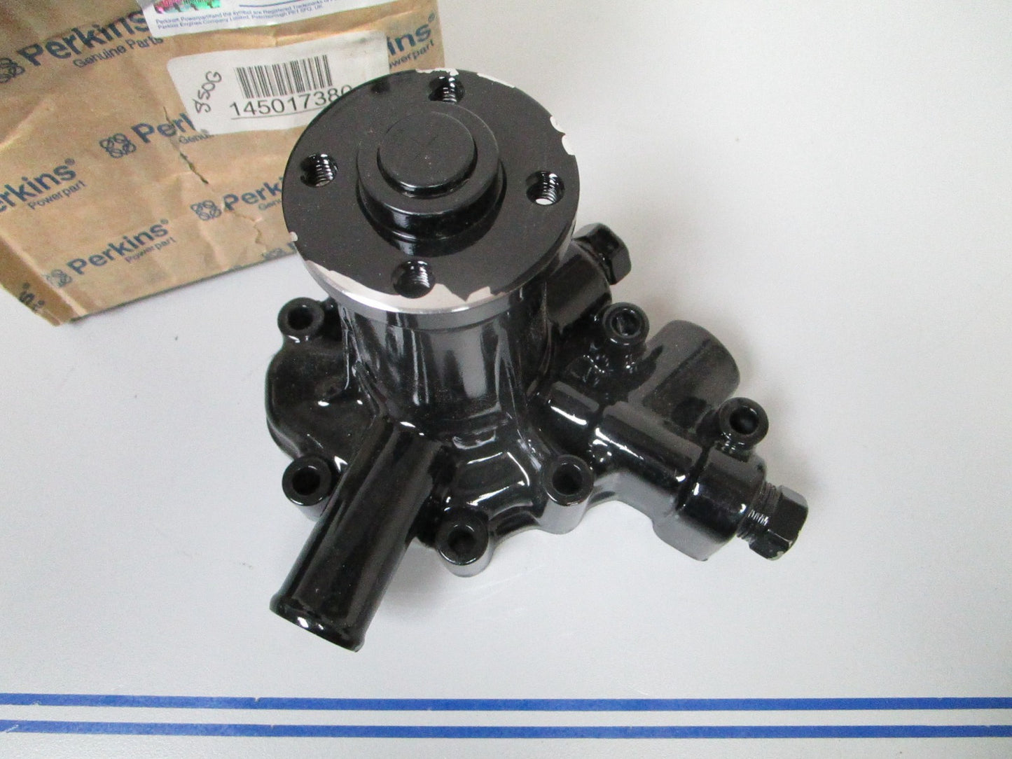 *NEW OEM* 0720 Perkins Water Pump 145017380