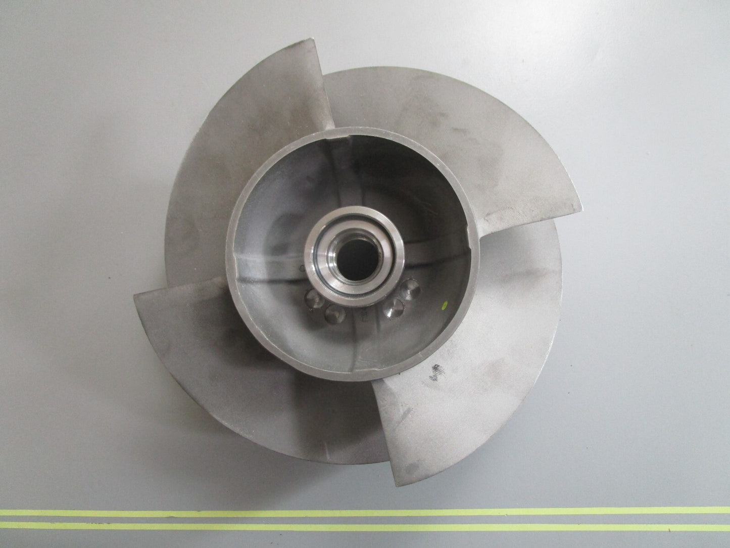 *NEW OEM* 0820 OMC Johnson Evinrude Impeller Ay 465542 0465542