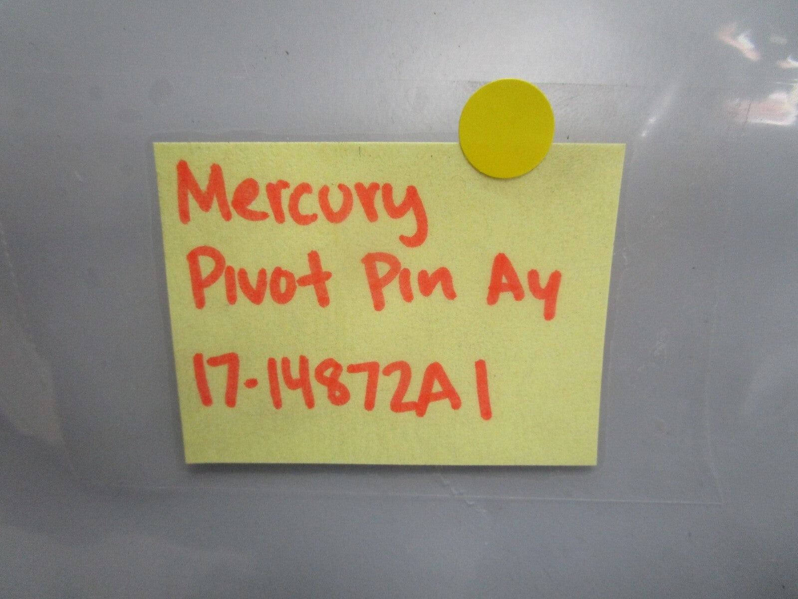 *NEW OEM* 0820 Mercury Quicksilver Pivot Pin Ay 17-14872A1