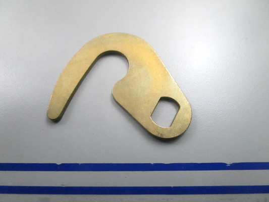 *NEW OEM* 0810 OMC Johnson Evinrude Latch Lever 321319 0321319