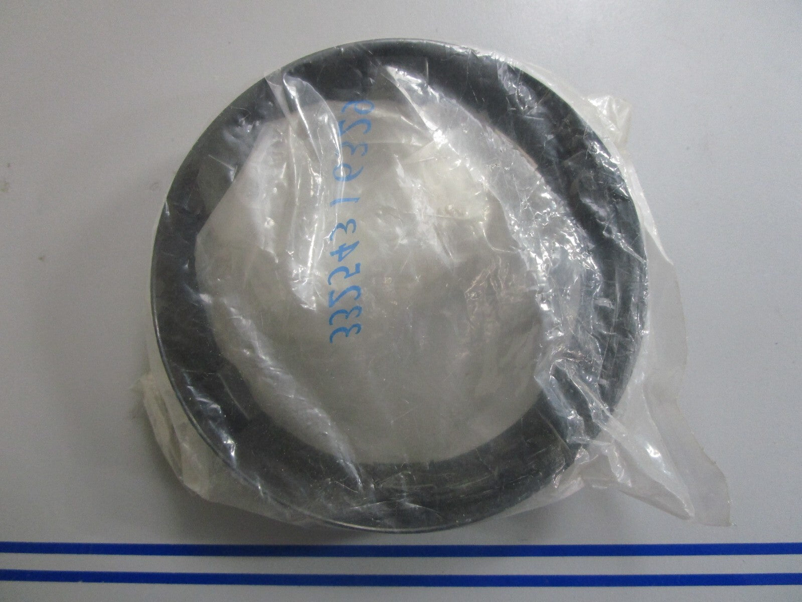 *NEW OEM* 0810 OMC Johnson Evinrude Converging Ring 332543 0332543