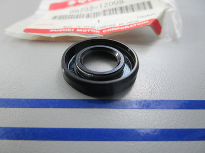 NEW OEM 09282-12008 Suzuki Oil Seal 0810