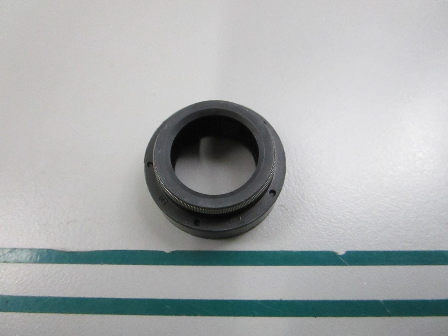 NEW OEM 342786 0342786 OMC Johnson Evinrude Oil Seal 0810