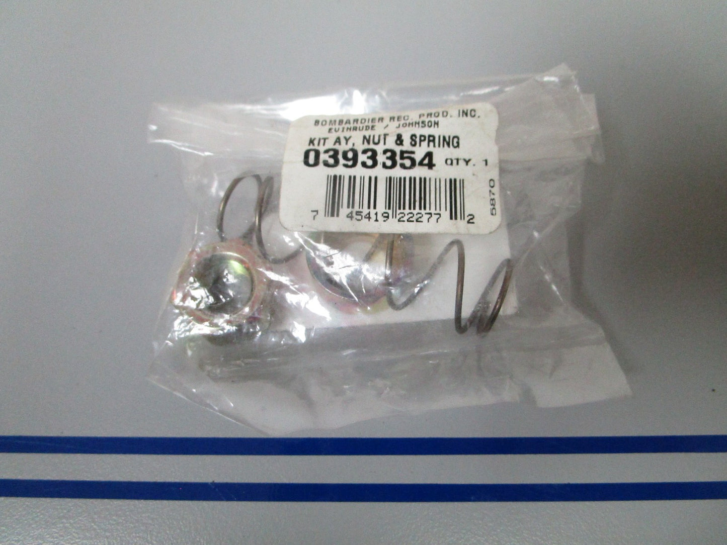 NEW OEM 393354 0393354 OMC Johnson Evinrude Nut Spring & Spacer Kit 0720