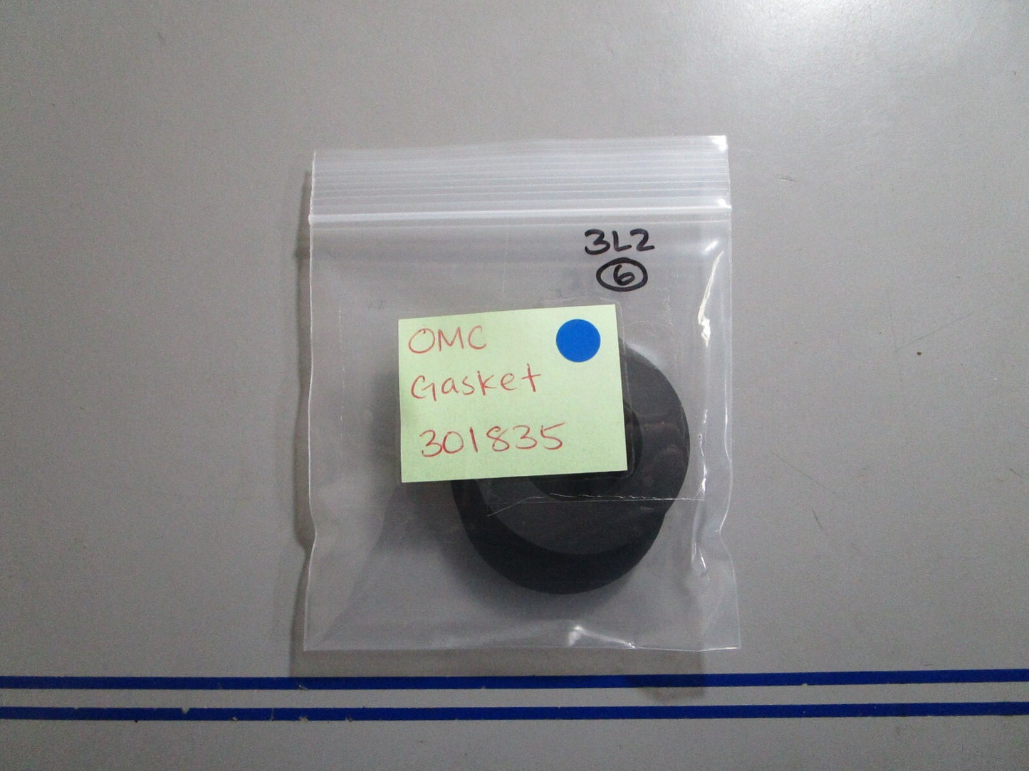 *NEW OEM* (LOT OF 2) 0810 OMC Johnson Evinrude Gasket 301835 0301835