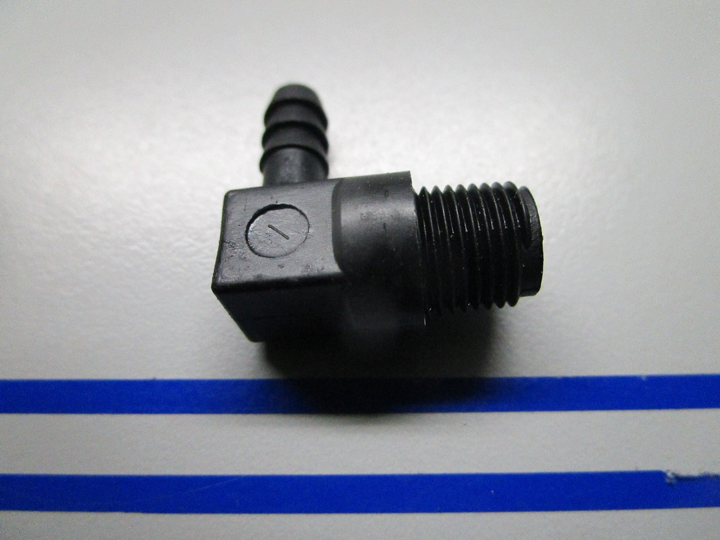 *NEW OEM* 0810 OMC Johnson Evinrude Elbow 321886 0321886