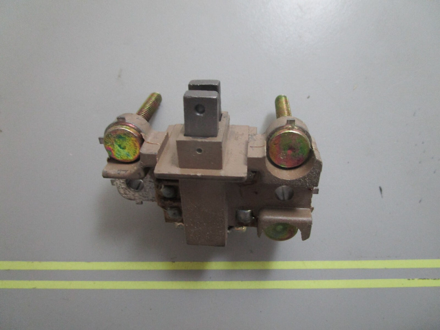 *NEW OEM* 0810 Mercury Quicksilver Regulator 811883