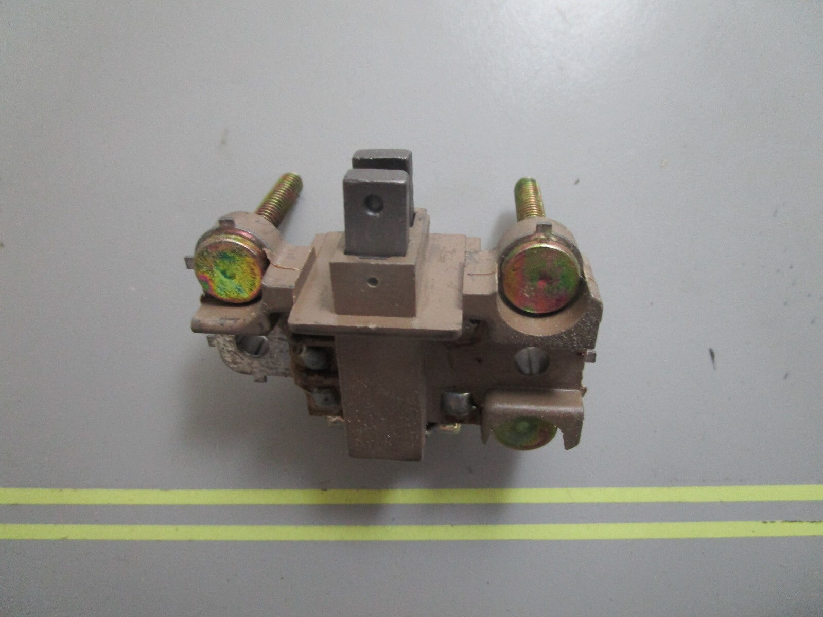 *NEW OEM* 0810 Mercury Quicksilver Regulator 811883