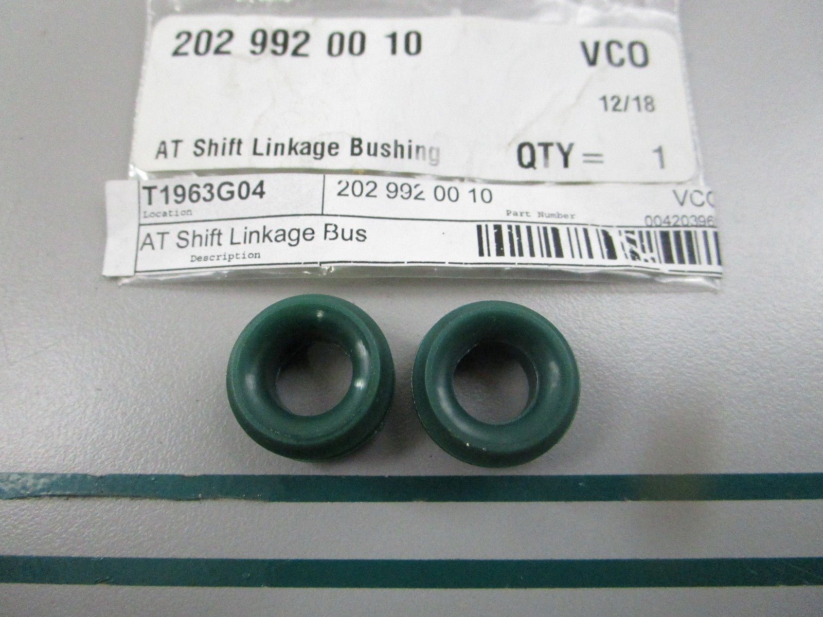 NEW OEM (LOT OF 2) 2029920010 Mercedes-Benz Bushing 0810