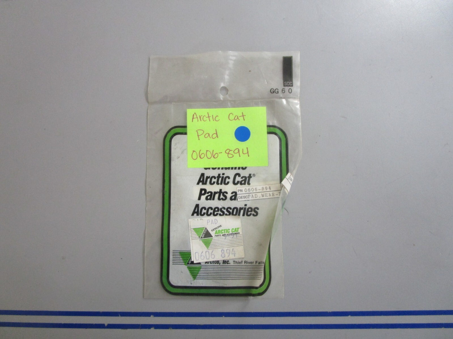 *NEW OEM* 0810 Arctic Cat Pad 0606-894
