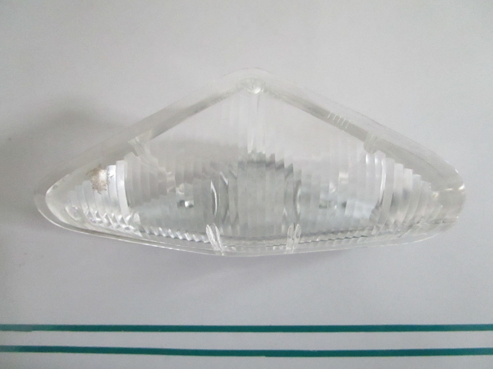 NEW OEM 1118260690 Mercedes-Benz Right Lens 0820