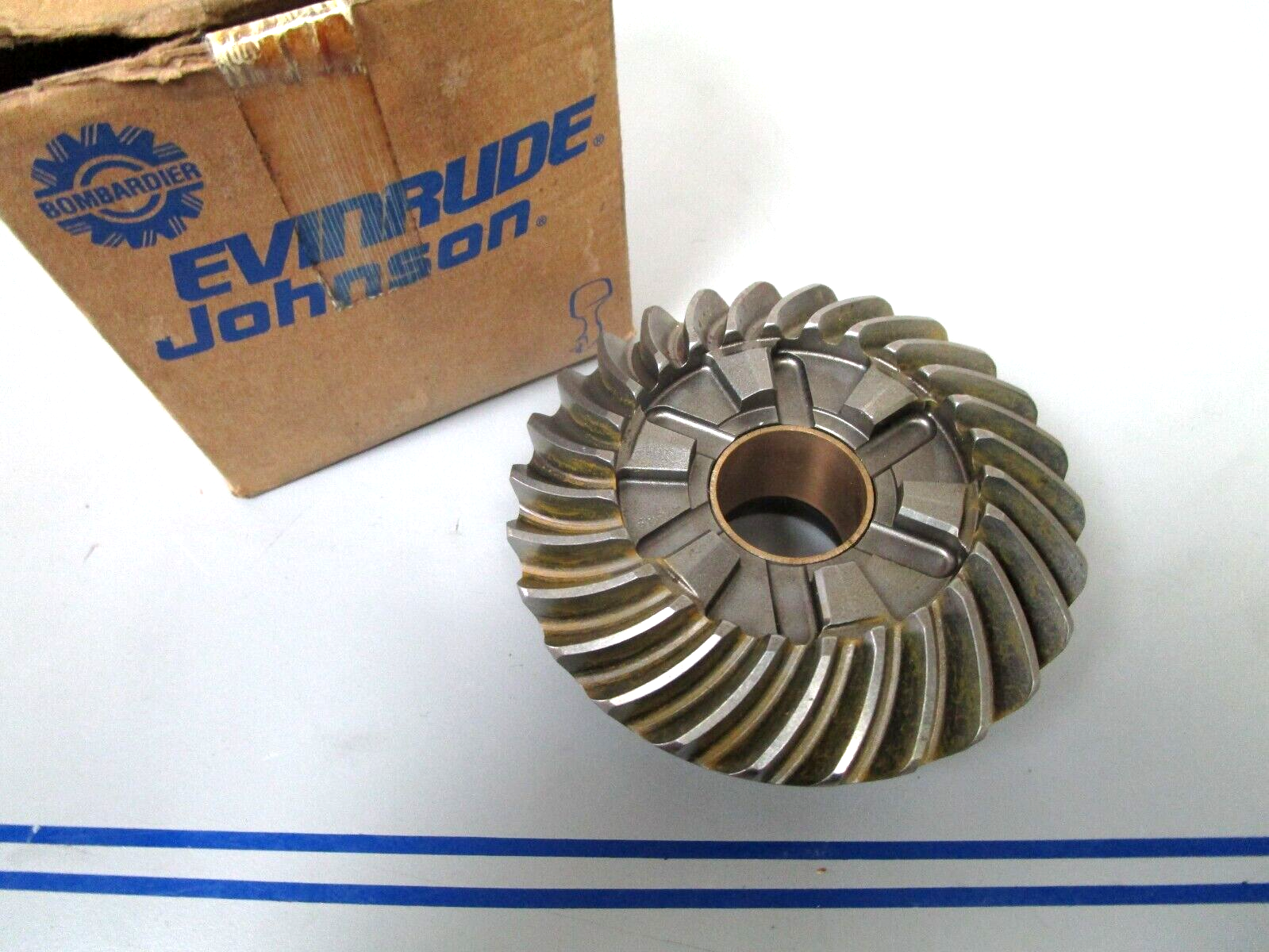 *NEW OEM* 0720 OMC Johnson Evinrude 26T Forward Gear 435086 0435086