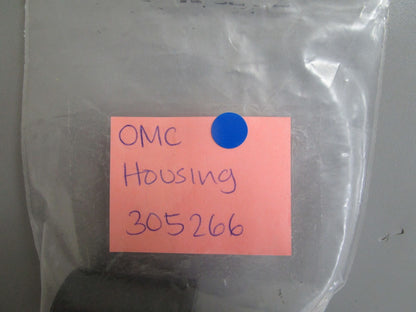 *NEW OEM* (LOT OF 2) 0770 OMC Johnson Evinrude Housing 305266 0305266