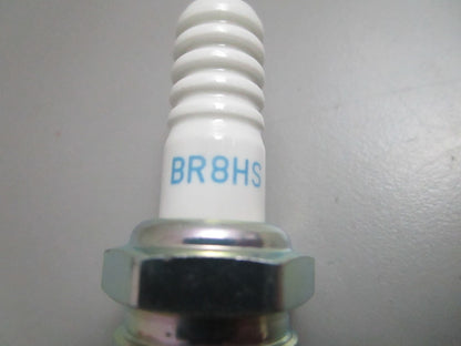 *NEW* (LOT OF 10) 0820 NGK Spark Plug BR8HS