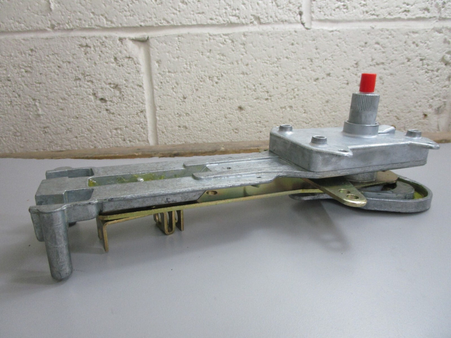 *NEW OEM* 0820 Volvo Penta Sailboat Control Mechanism 851601