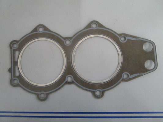 *NEW OEM* 0820 OMC Johnson Evinrude Cylinder Head 335359 0335359