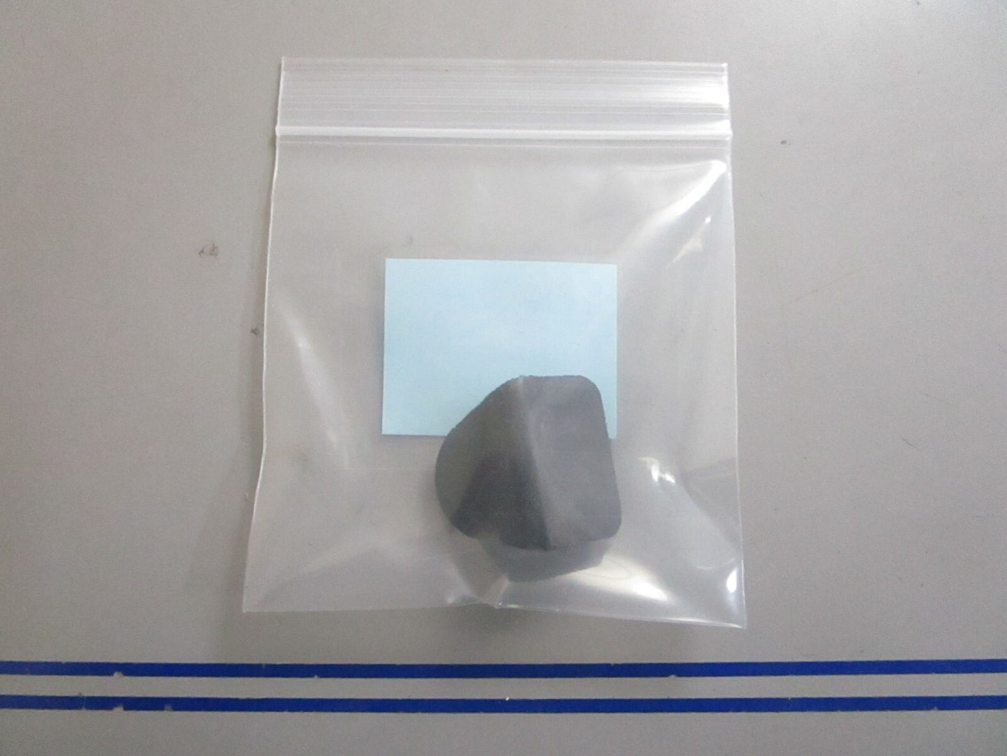 *NEW OEM* 0770 OMC Johnson Evinrude Grommet 331370 0331370