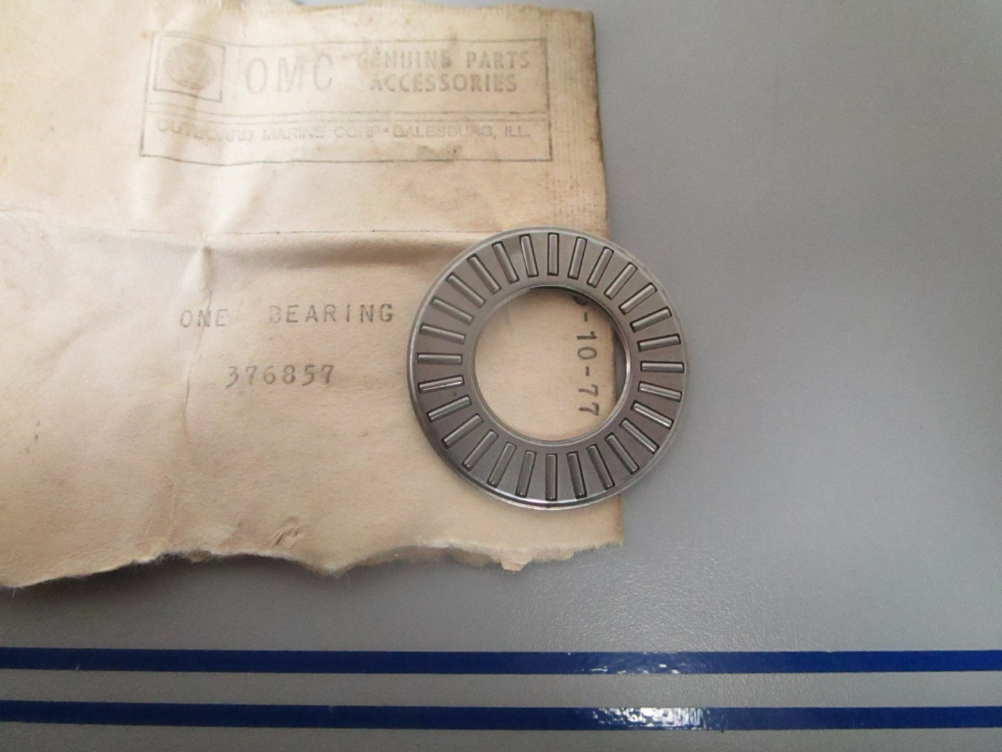 NEW OEM 376857 0376857 OMC Johnson Evinrude Bearing 0810
