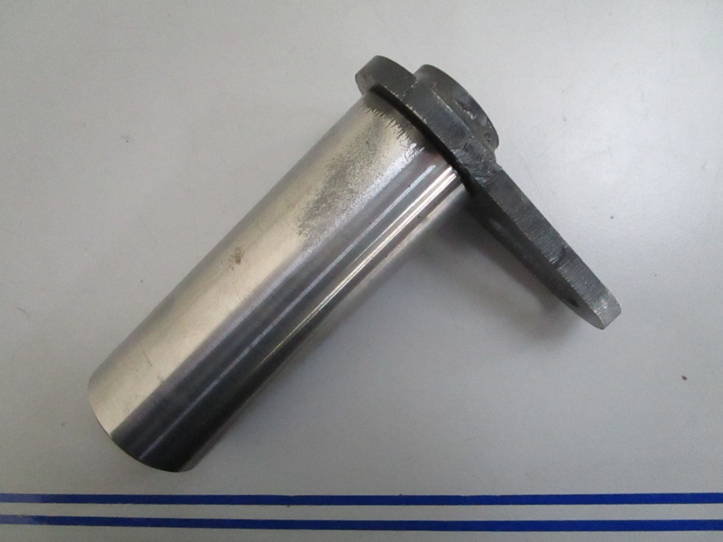 *NEW OEM* 0820 Bobcat Pin 6587347