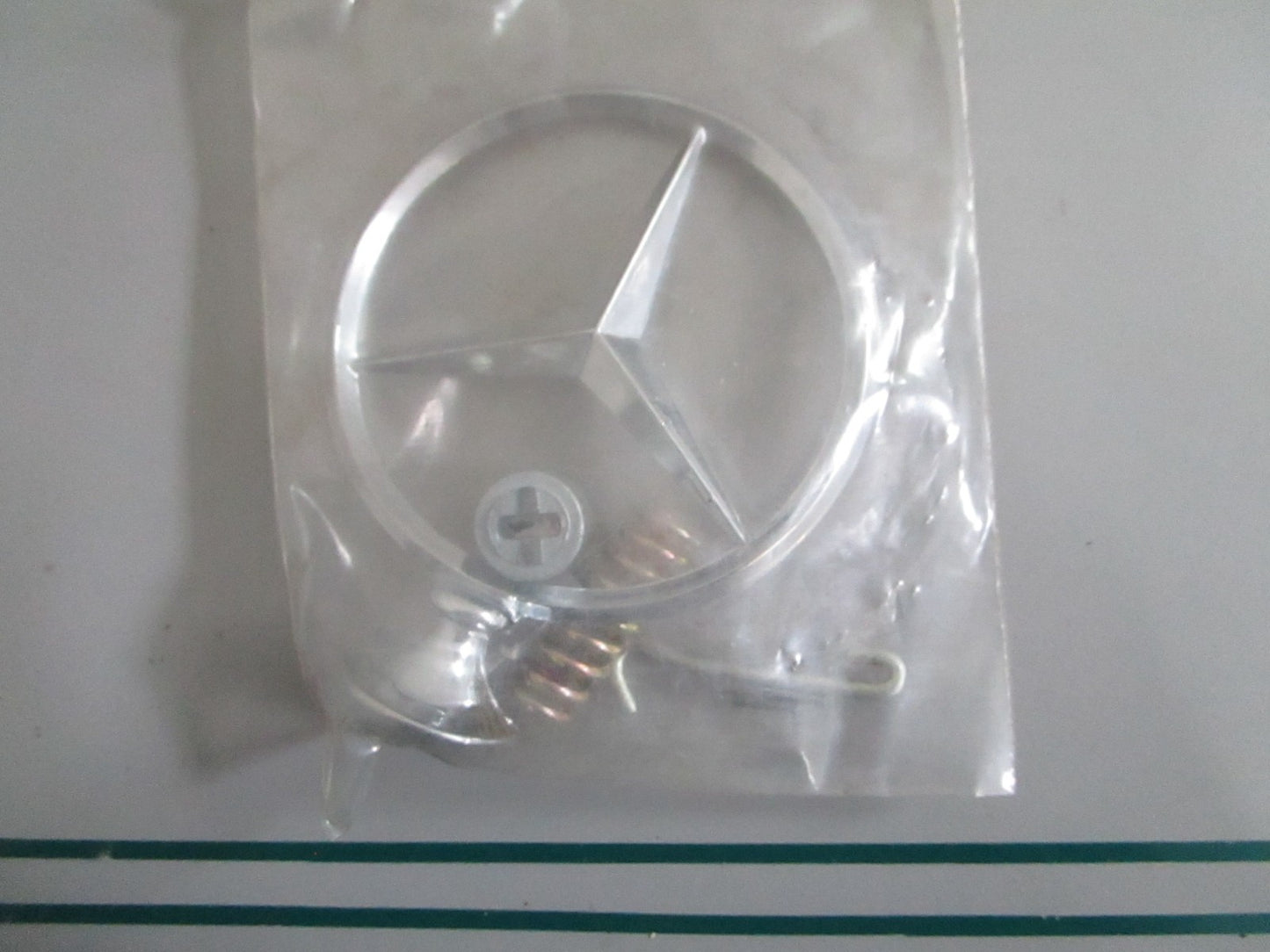 NEW OEM 1155860488 Mercedes-Benz Hood Star Repair Kit 0820