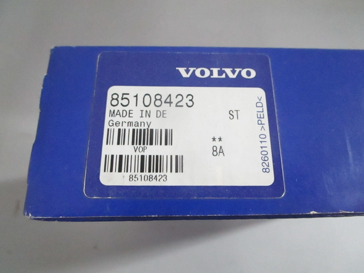 NEW OEM 85108423 Volvo Penta Crankshaft Seal 0820