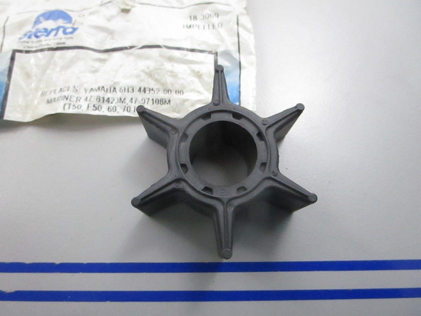 NEW 18-3069 Replaces: Yamaha 6H3-44352-00-00 Sierra Impeller 0810