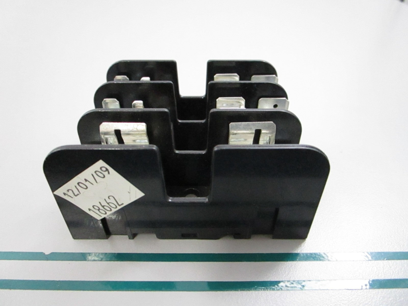 NEW OEM 3032GE-EDC Ferraz-Shawmut Fuse Block 0810