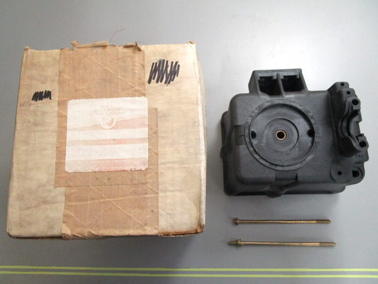 *NEW OEM* 0820 Mercury Quicksilver Reservoir Ay 392-7731