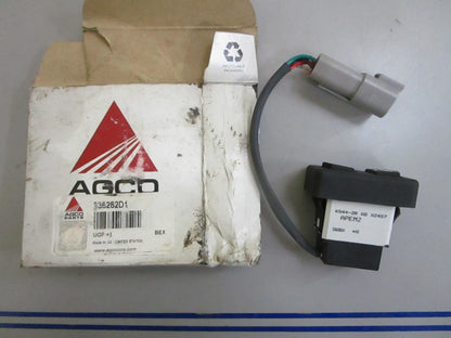 *NEW* 0820 AGCO Parts Rocker Switch 536282D1