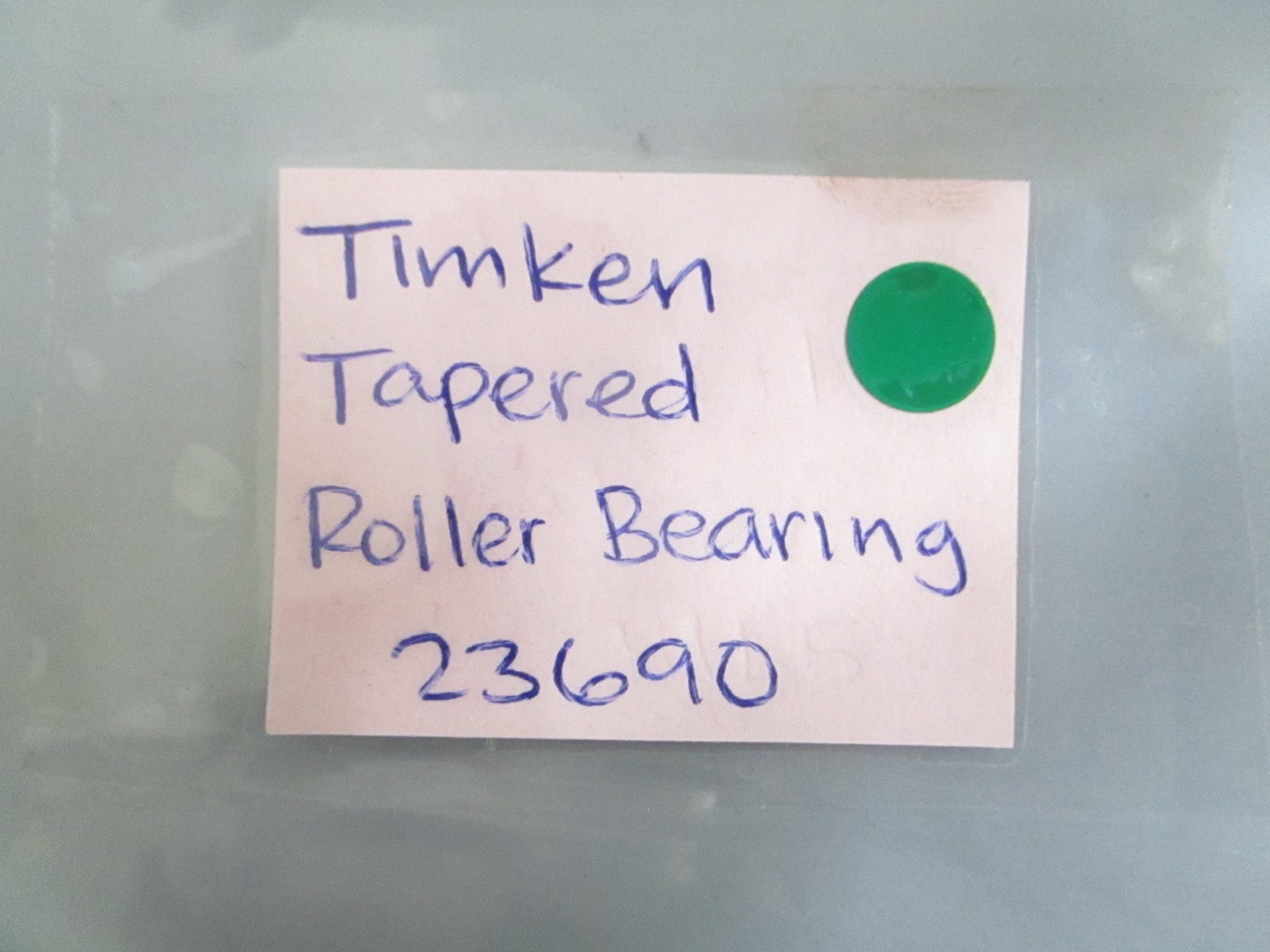 NEW OEM 23690 Timken Tapered Roller Bearing 0820